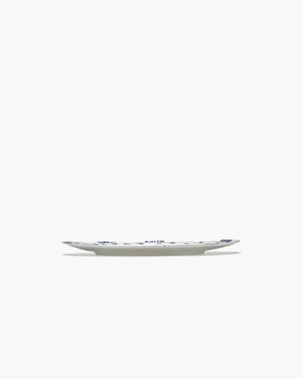 Ecom_B9223104-307_05-jpg Plate L Anemone Milk Midnight Flowers