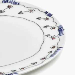 Plate L Anemone Milk Midnight Flowers – Image 5